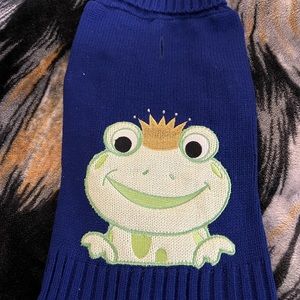 Small nwot dog/puppy sweater